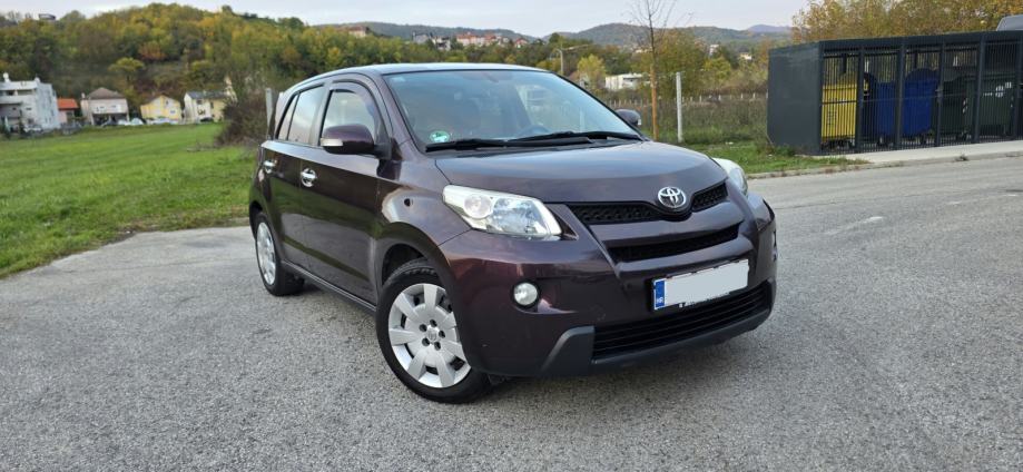Toyota Urban Cruiser 1,33 reg. do 10/27, Super stanje, fotografija 10