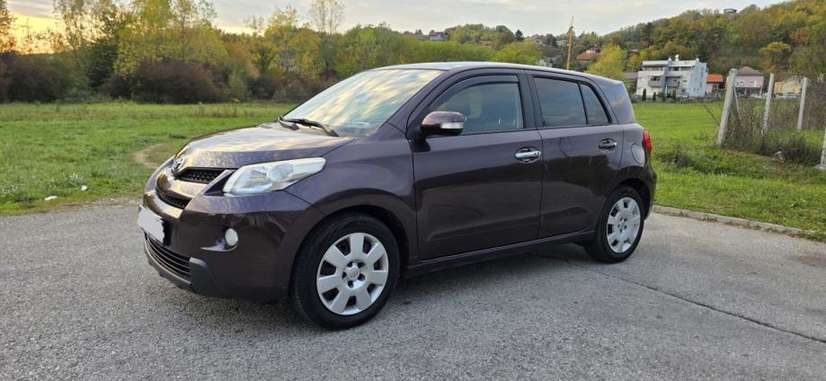 Toyota Urban Cruiser 1,33 reg. do 10/27, Super stanje, pogled izvana - slika 3