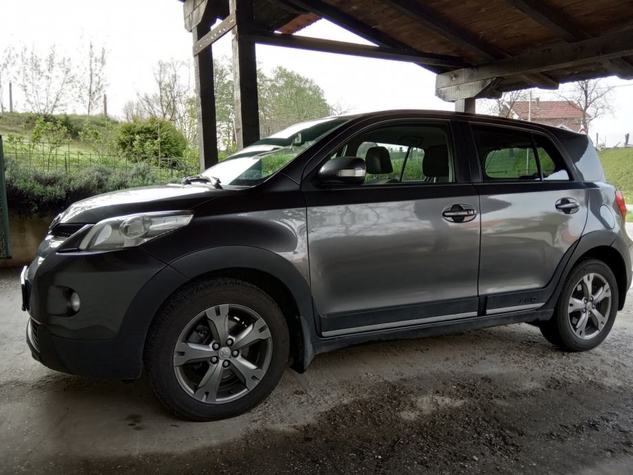 Toyota Urban Cruiser AWD 1,4 D-4D,diesel, 2009 god.