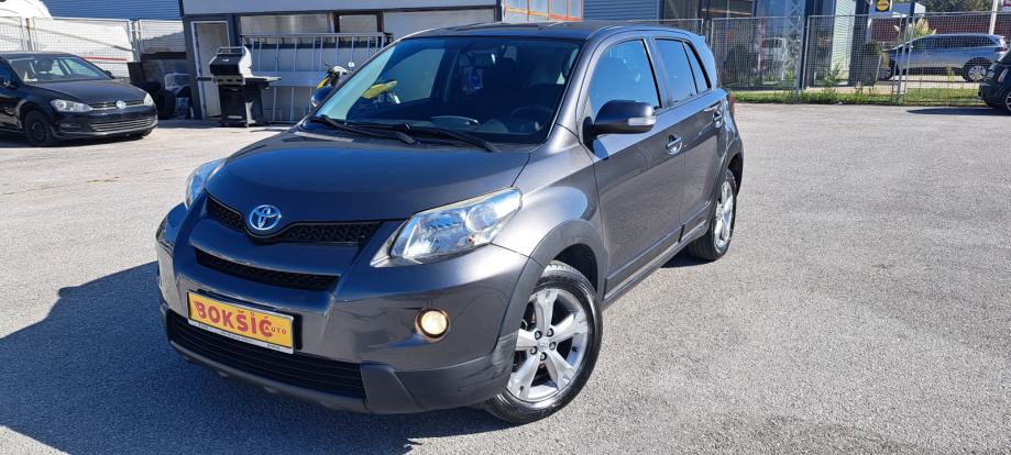 Toyota Urban Cruiser AWD 1,4 D-4D 4x4, 2010 god.