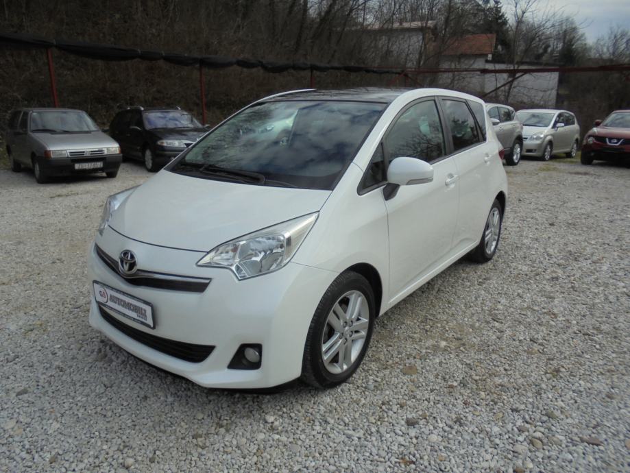 TOYOTA VERSOS 1.3 VVTI NAVI,KAMERA ,ALU ,SERVISNA