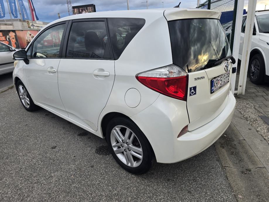 Toyota Verso-S 1.4 D-4-D, pogled izvana - slika 5
