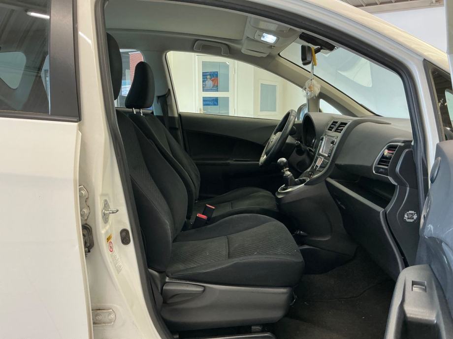 Toyota Verso-S 1.4 D-4D LOUNGE, pogled izvana - slika 4