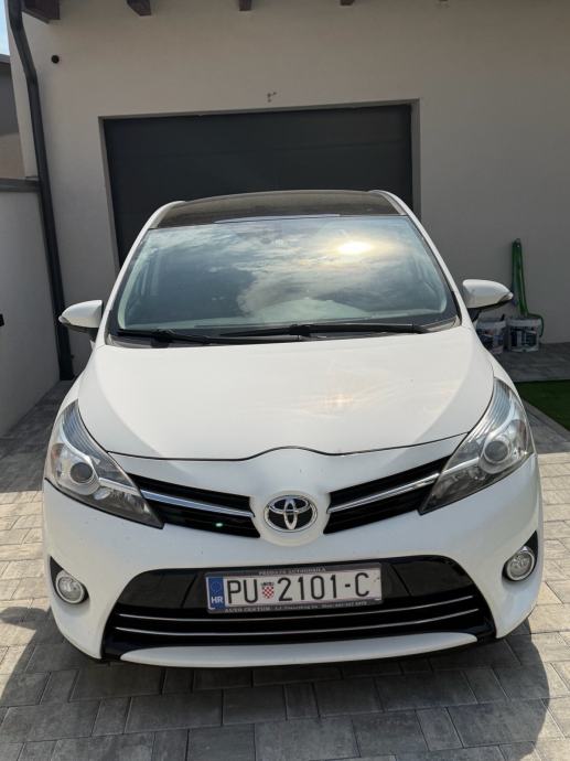 Toyota Verso 1,6 D-4D mod.2015 . PANORAMA/ DIG KLIMA/ NAVIGACIJA, fotografija 5