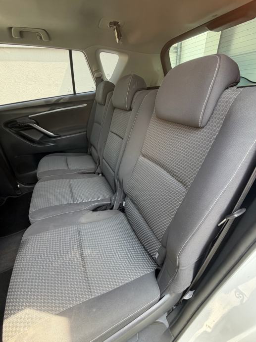 Toyota Verso 1,6 D-4D mod.2015 . PANORAMA/ DIG KLIMA/ NAVIGACIJA, fotografija 10