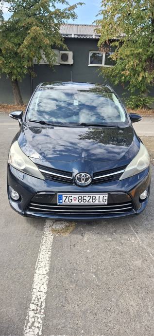 Toyota Verso 1,6 D-4D, fotografija 3