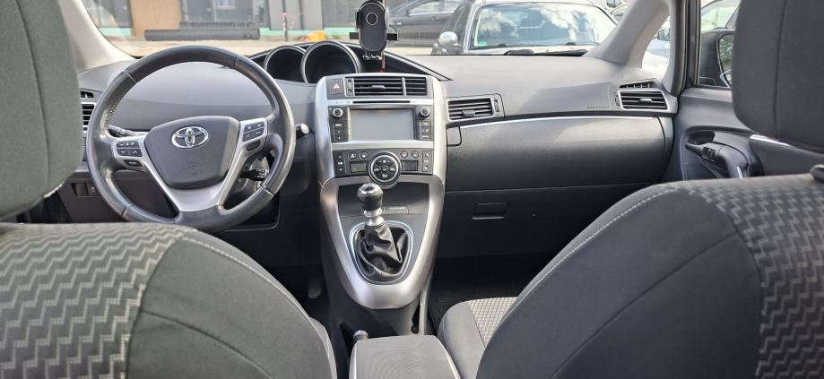 Toyota Verso 1,6 D-4D, fotografija 10