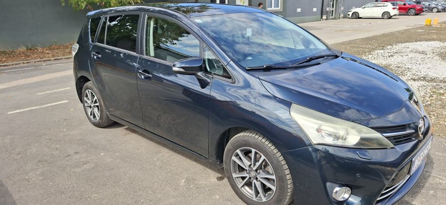 Toyota Verso 1,6 D-4D, fotografija 4