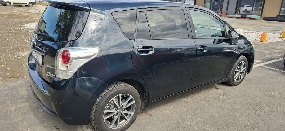 Toyota Verso 1,6 D-4D, fotografija 5