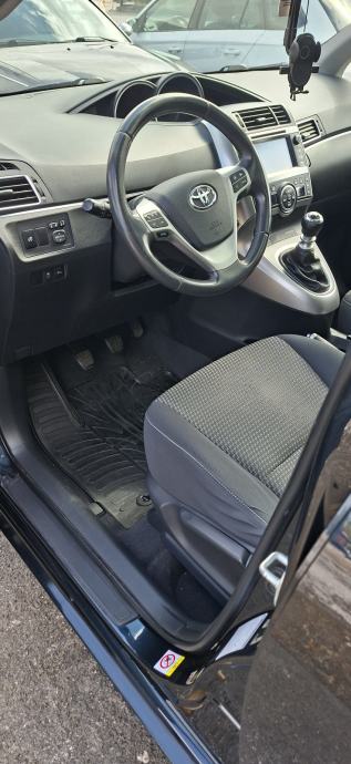 Toyota Verso 1,6 D-4D, fotografija 7