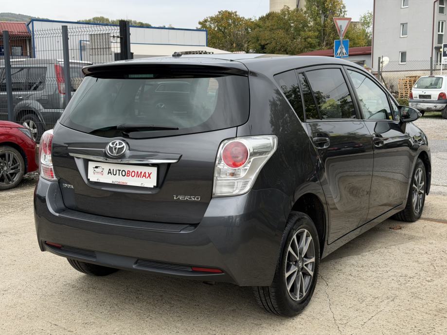 Toyota Verso 1,6 D-4D Sol -POTVRDA KM-PANORAMA-NAVI-111 KS-NOVI MODEL, fotografija 4