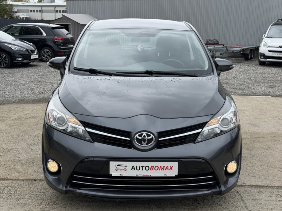 Toyota Verso 1,6 D-4D Sol -POTVRDA KM-PANORAMA-NAVI-111 KS-NOVI MODEL, fotografija 2