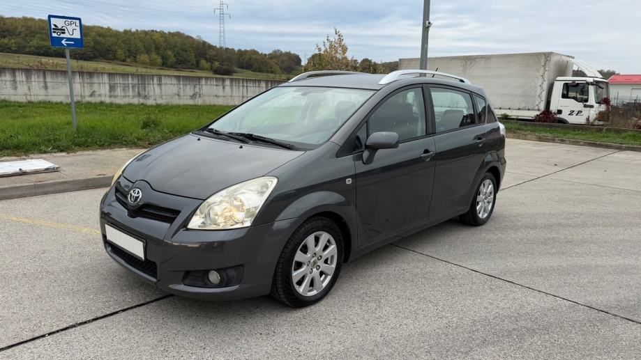 Toyota Verso