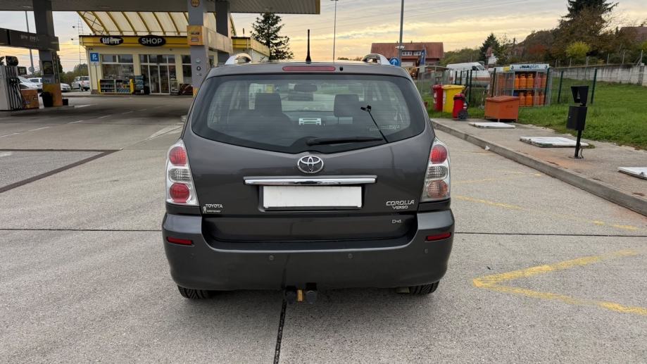 Toyota Verso, fotografija 7