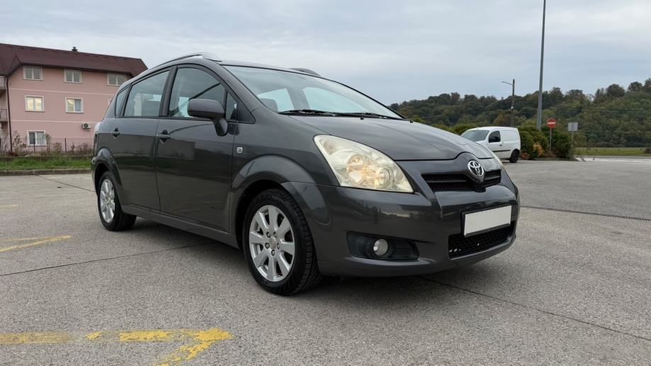 Toyota Verso, fotografija 9