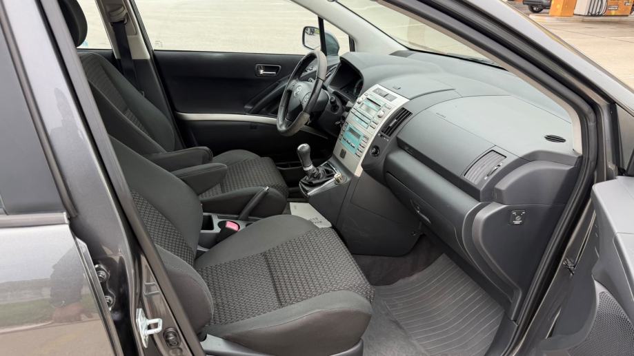 Toyota Verso, fotografija 13