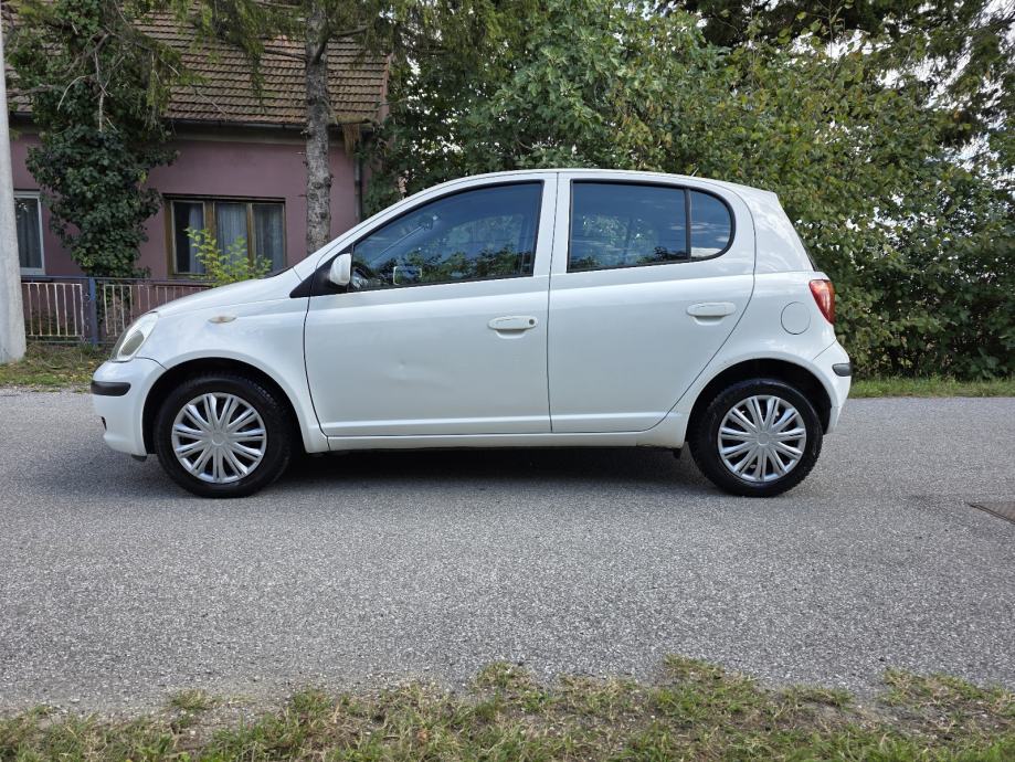Toyota Yaris 1,0 reg.07/27 1.VLASNIK, fotografija 5