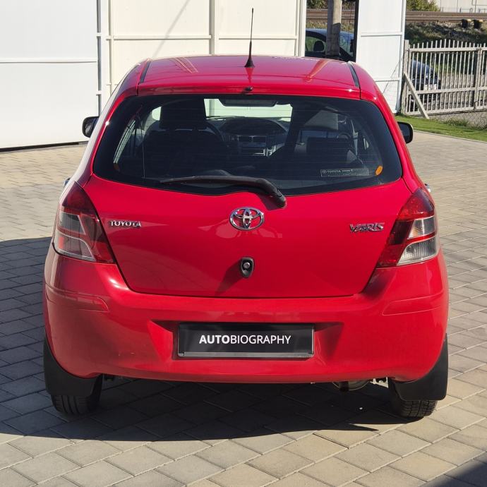 Toyota Yaris 1,0 VVT-i benzinac ● 133.ooo km● HR auto • KLIMA, fotografija 3