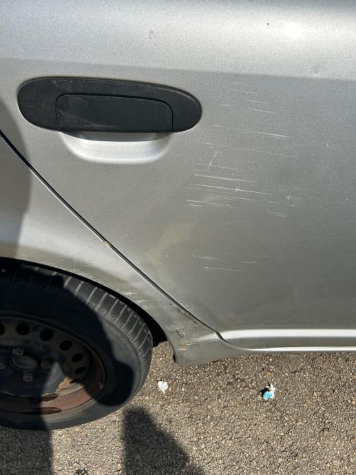 Toyota Yaris 1,0 VVT-i, KLIMA, REGAN GODINU DANA, fotografija 12