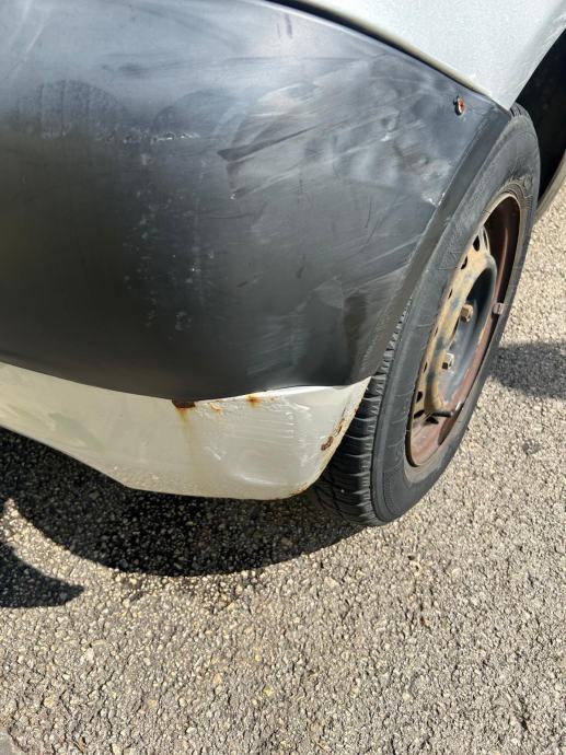 Toyota Yaris 1,0 VVT-i, KLIMA, REGAN GODINU DANA, fotografija 13