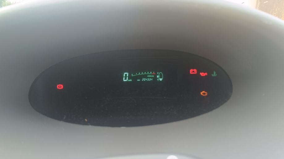 Toyota Yaris 1,0 VVT-i, fotografija 8