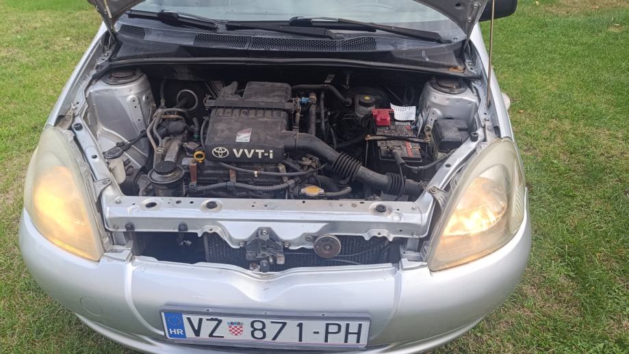 Toyota Yaris 1,0 VVT-i, fotografija 17