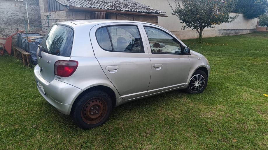 Toyota Yaris 1,0 VVT-i, fotografija 19