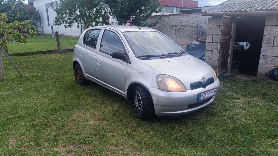 Toyota Yaris 1,0 VVT-i, fotografija 14