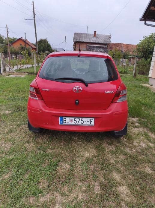 Toyota Yaris 1,0 VVT-i, fotografija 10