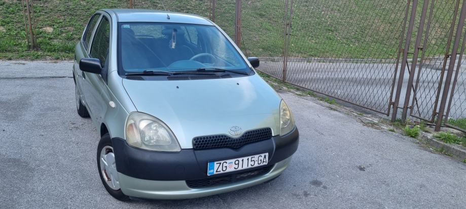 Toyota Yaris 1,0 VVT-i (cijena nije fiksna), fotografija 3
