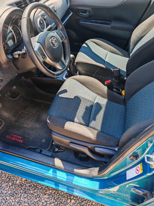 Toyota Yaris 1,0 VVT-i Sol, fotografija 16