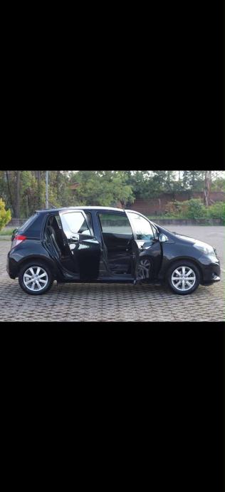 Toyota Yaris 1,3 3 VVT-i, fotografija 5