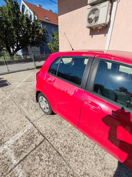 Toyota Yaris 1,3 VVT-i, fotografija 10
