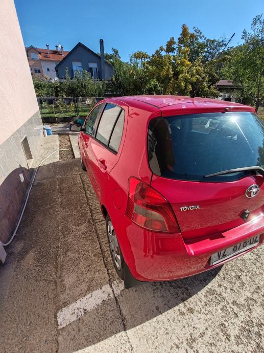 Toyota Yaris 1,3 VVT-i, fotografija 7