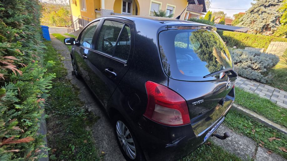 Toyota Yaris 1,3 VVT-i, fotografija 6