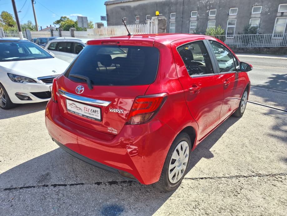 Toyota Yaris 1,4 D-4D 90 KS Euro6 PARKING KAMERA, fotografija 5