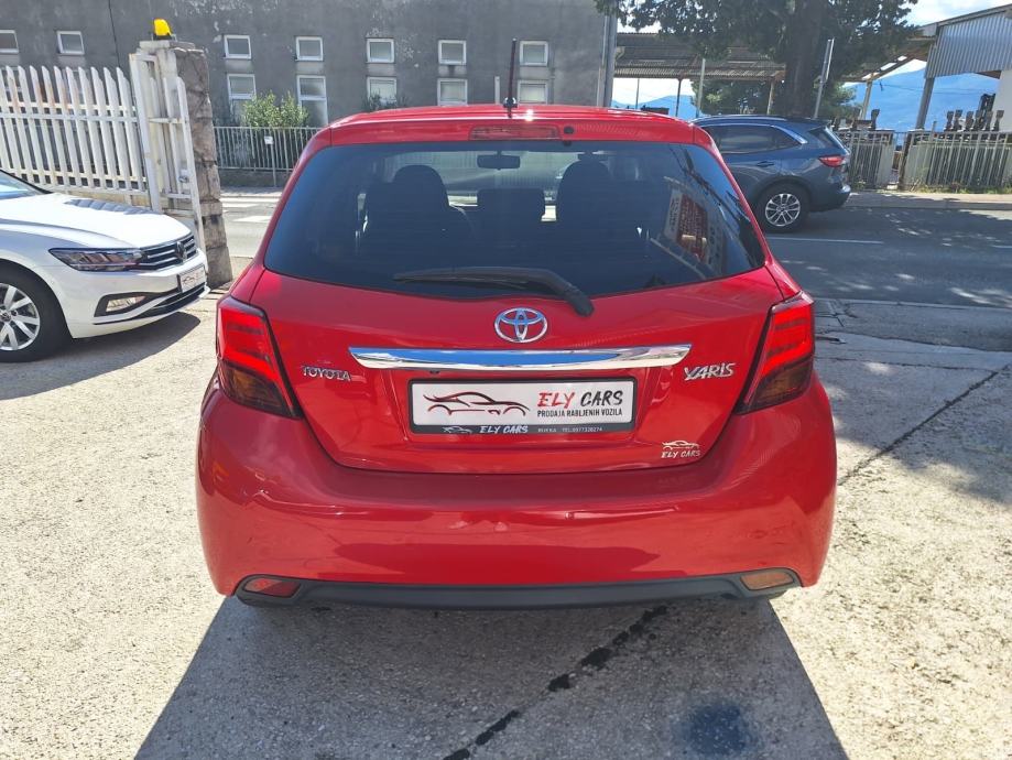 Toyota Yaris 1,4 D-4D 90 KS Euro6 PARKING KAMERA, fotografija 8
