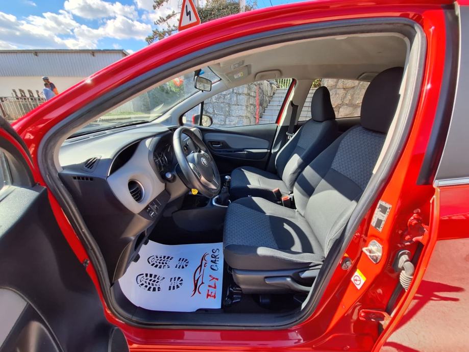 Toyota Yaris 1,4 D-4D 90 KS Euro6 PARKING KAMERA, fotografija 11