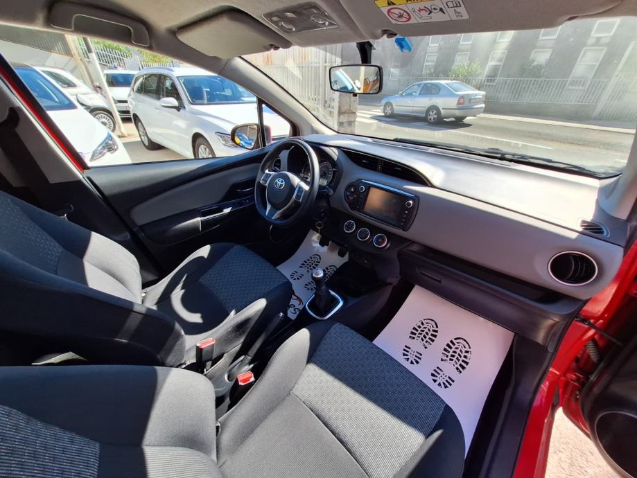 Toyota Yaris 1,4 D-4D 90 KS Euro6 PARKING KAMERA, fotografija 18