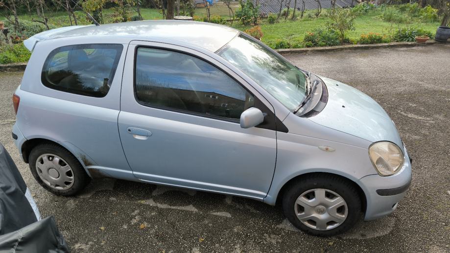 Toyota Yaris 1,4 D-4D Cool, fotografija 4
