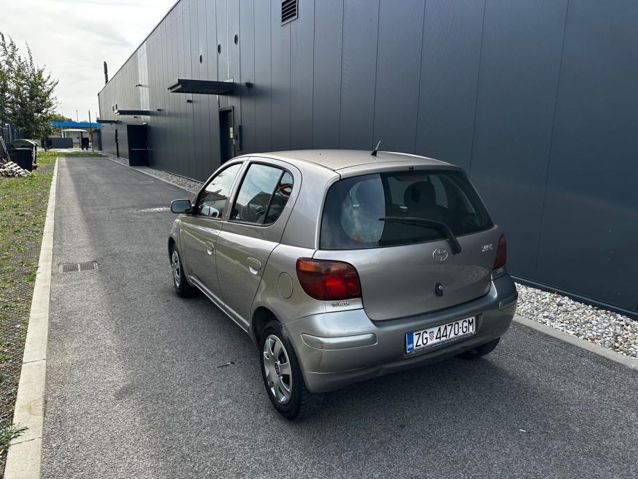 Toyota Yaris 1,4 D-4D*Klima*Servo*Odlican*, fotografija 6