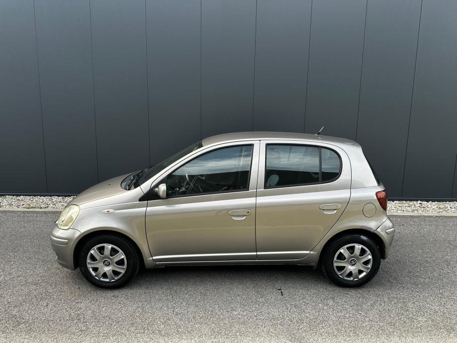 Toyota Yaris 1,4 D-4D*Klima*Servo*Odlican*, fotografija 7