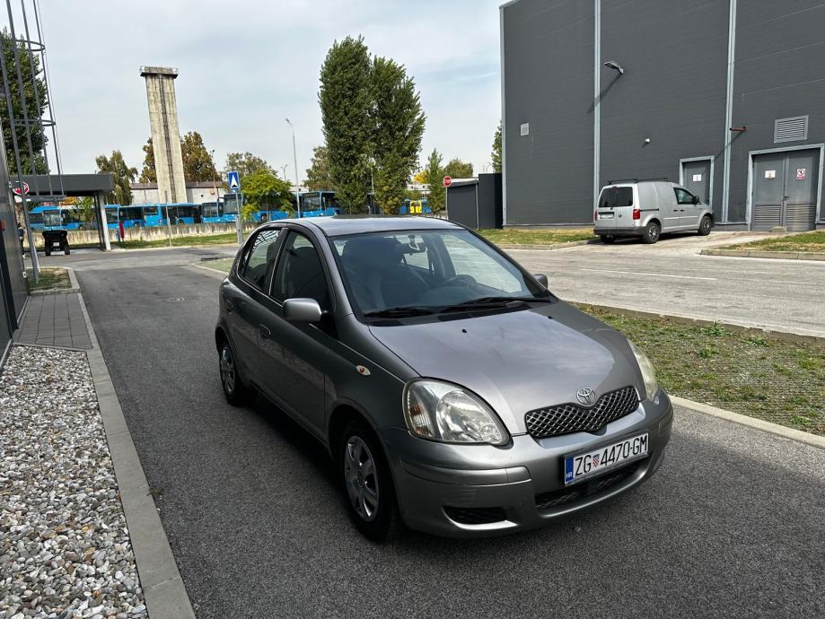 Toyota Yaris 1,4 D-4D*Klima*Servo*Odlican*, fotografija 3