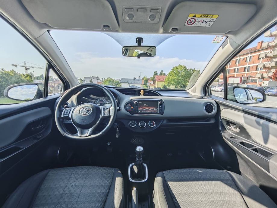 Toyota Yaris 1,4 D-4D, fotografija 6