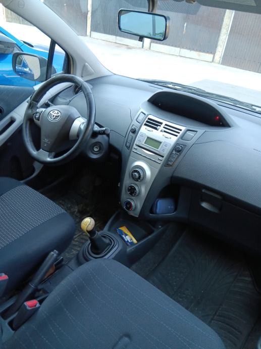 Toyota Yaris 1,4 D-4D, fotografija 14