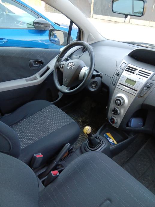Toyota Yaris 1,4 D-4D, fotografija 13