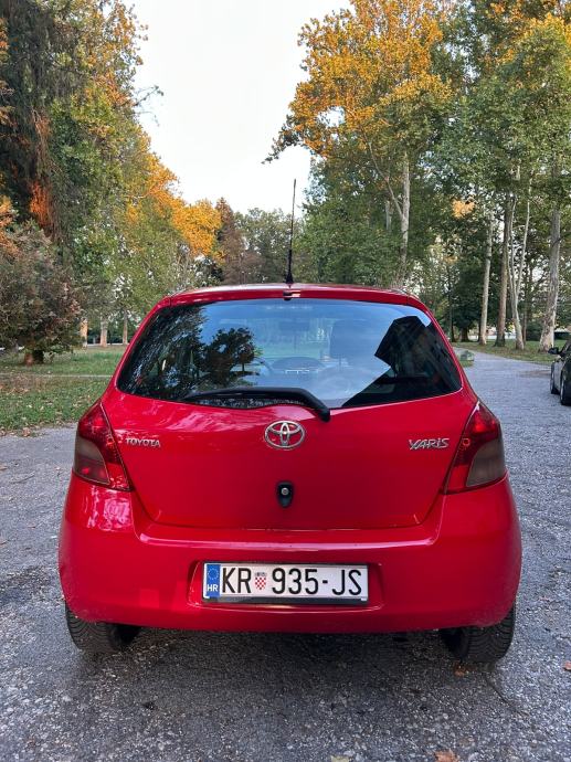 Toyota Yaris 1,4 D-4D, fotografija 6