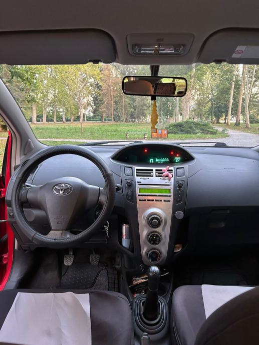 Toyota Yaris 1,4 D-4D, fotografija 10