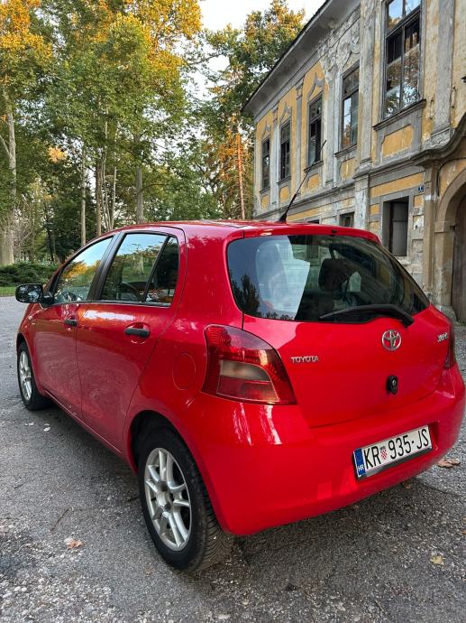 Toyota Yaris 1,4 D-4D, fotografija 7