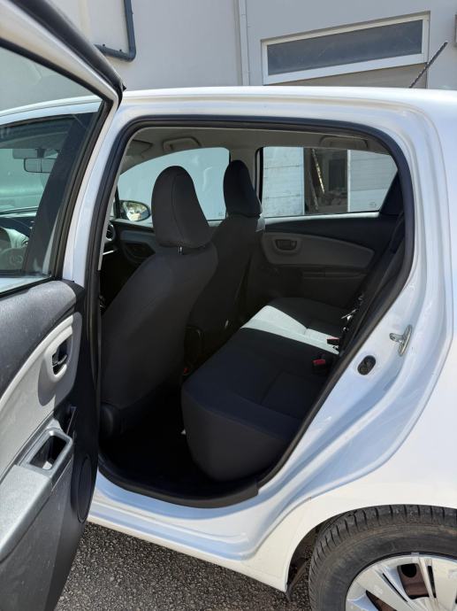 Toyota Yaris 1,4 D-4D, fotografija 13